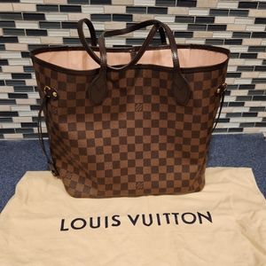 Louis Vuitton Neverfull MM